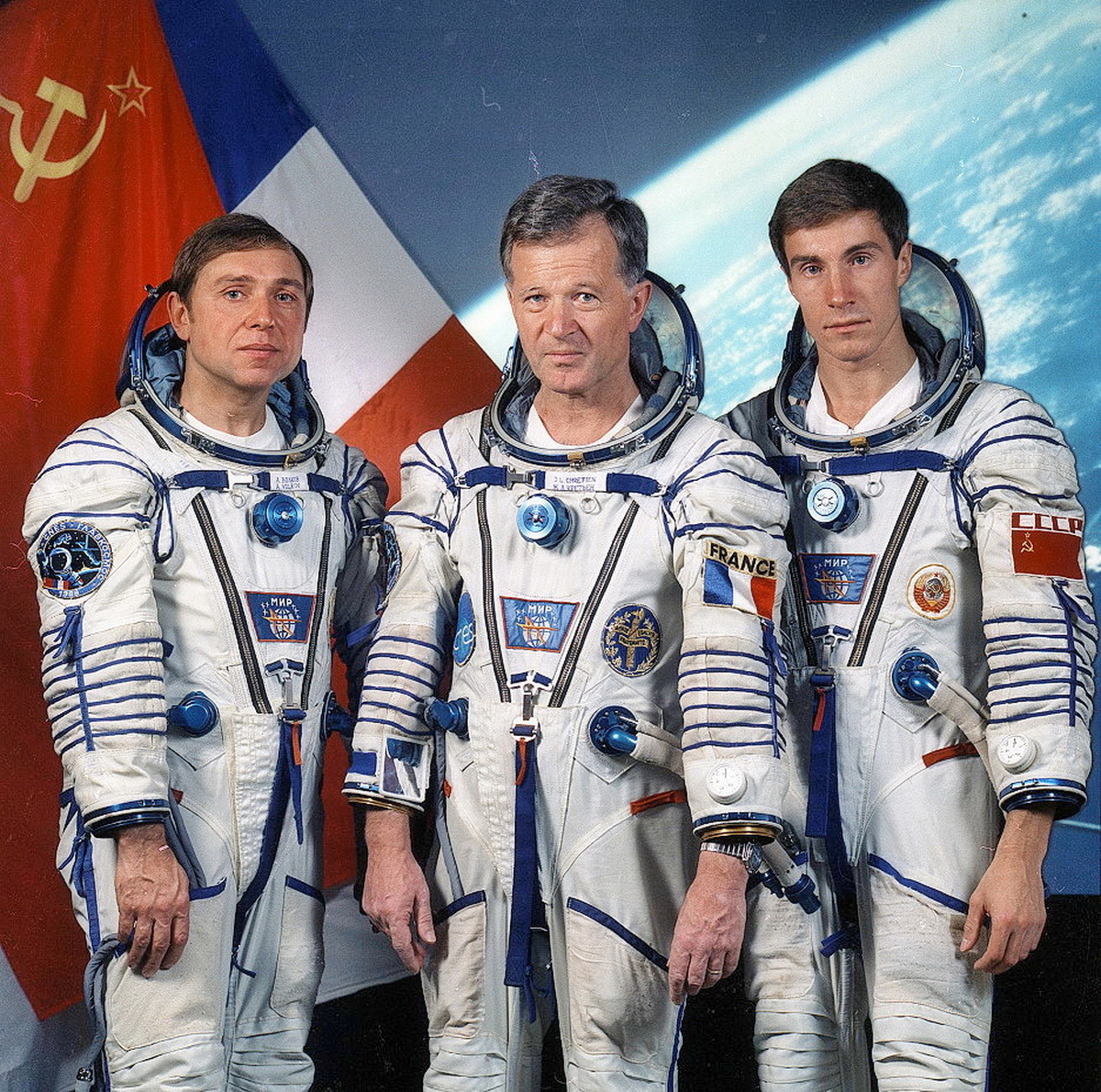 Первые космонавты стран. Крикалёв космонавт.